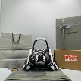 Picture of Balenciaga Lady Handbags _SKUfw117029026fw